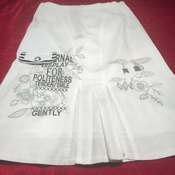 Gorgeous Cotton/Rayon  Skirt White , Elastic on waist ,Zipper Embroided Silver - Picture 2 of 6